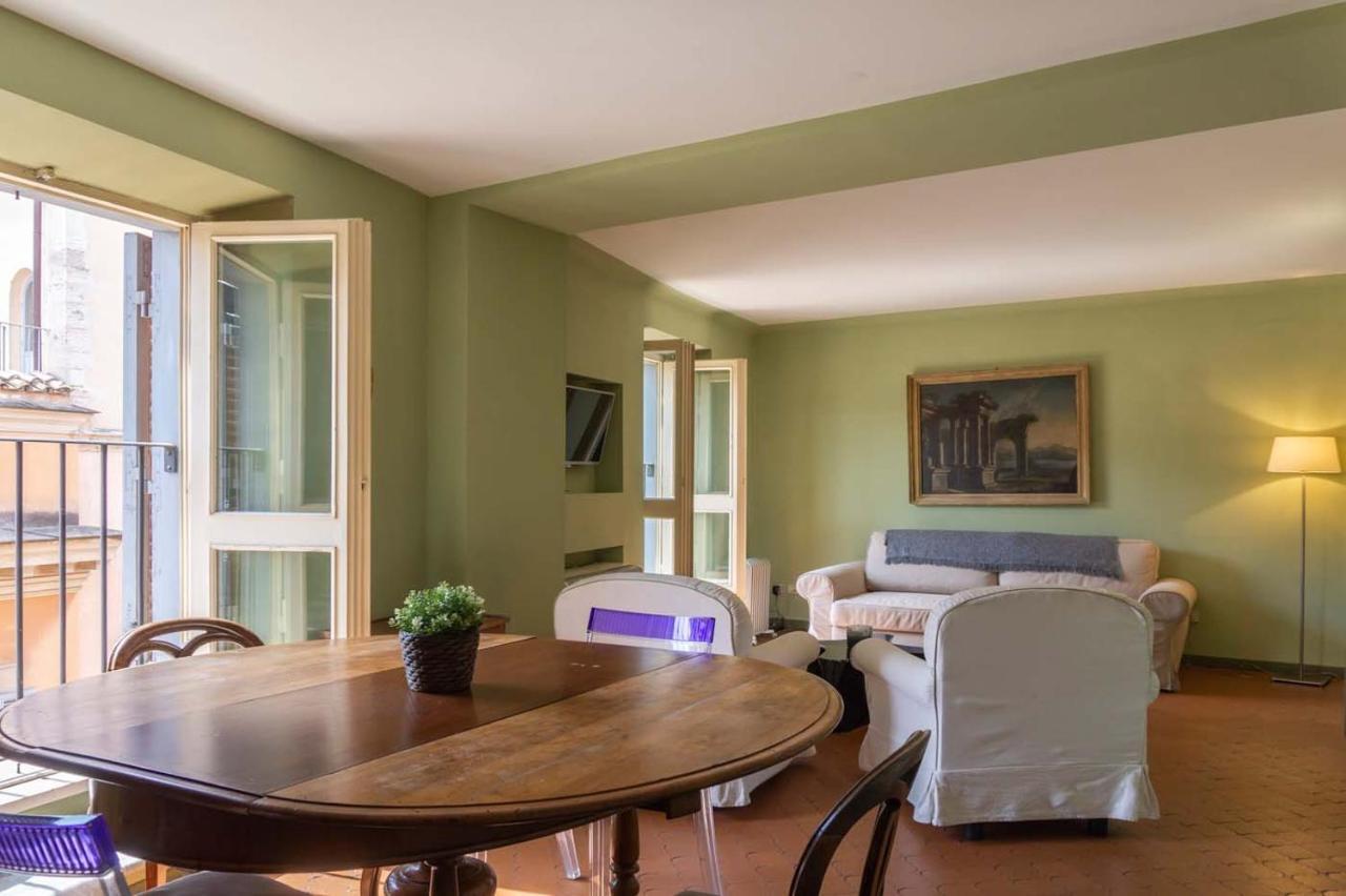 Appartamento Piazza Venezia Charming & Bright