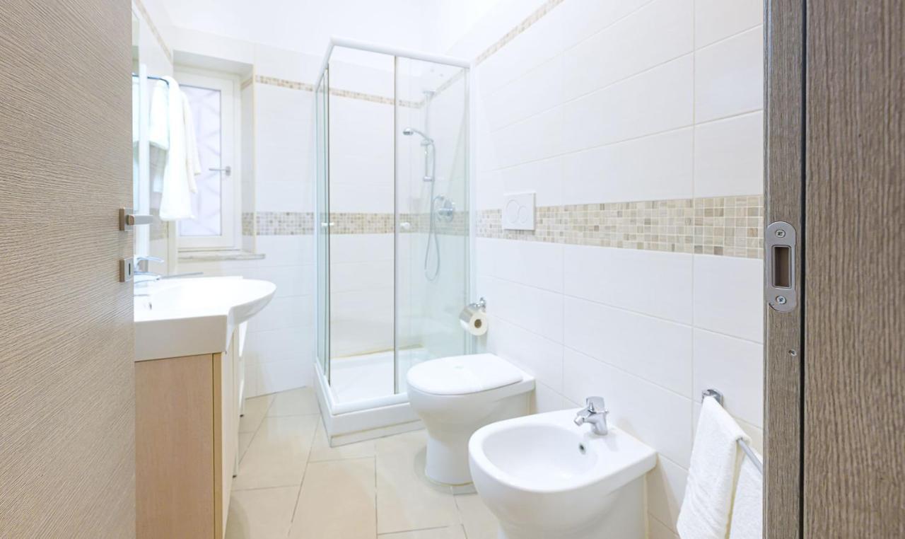 Apartment Peoniamaximahouse -piazza Bologna-