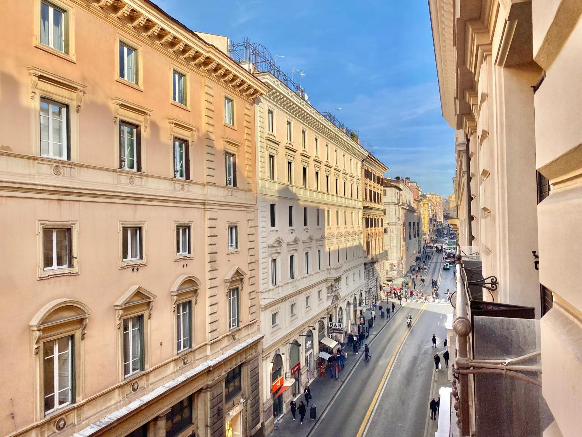 Arcasuite Tritone Luxury Appartement