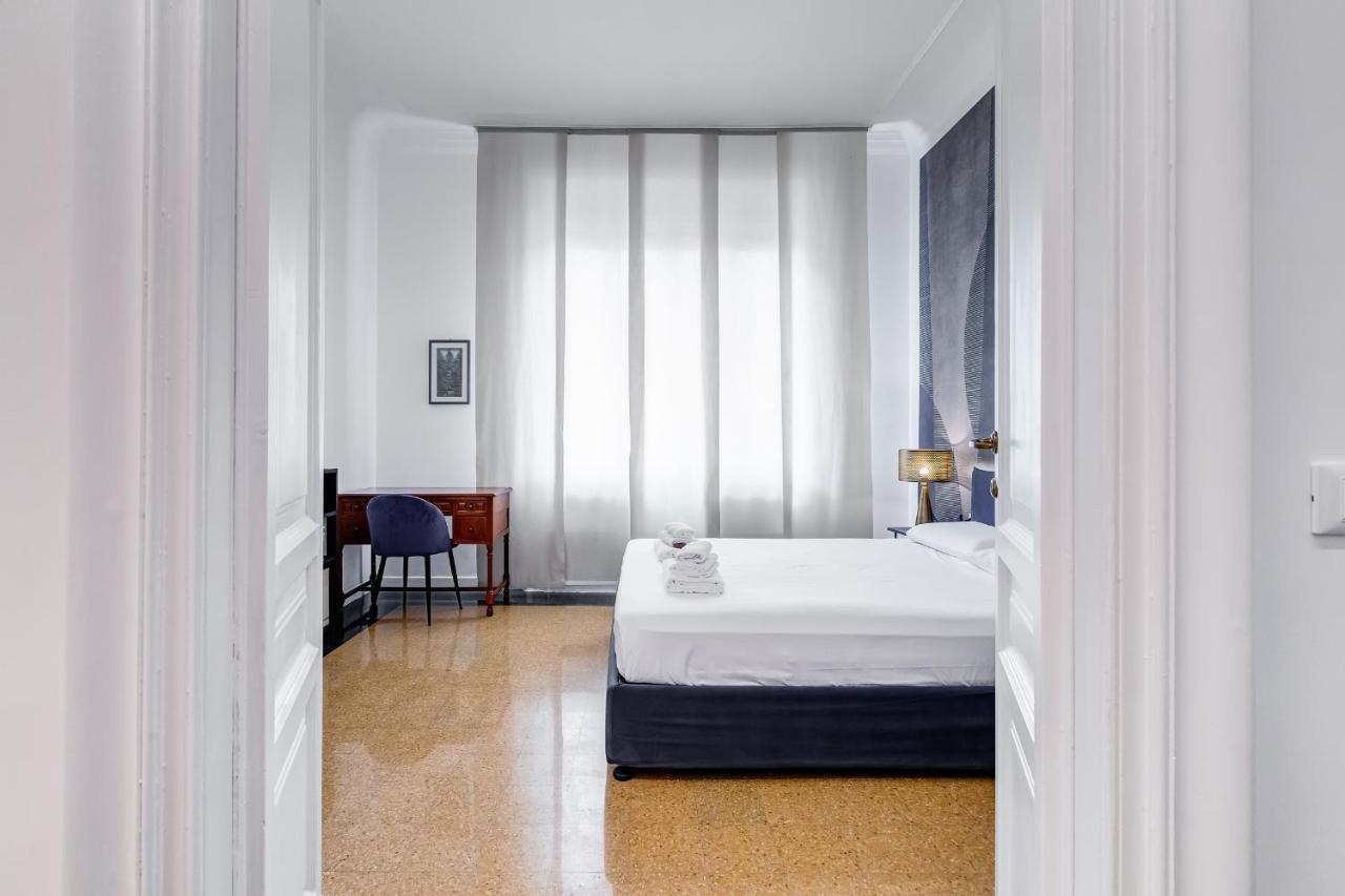 Appartement Bmga L Elegant Four-room Apt For 8 Guests In Prati *