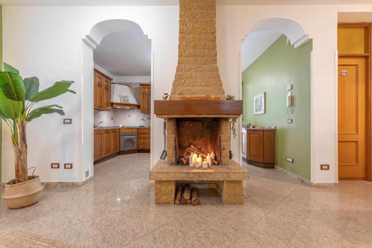 Bbhome Domus Aquae Inside Of Appia Antica Park Villa Rome