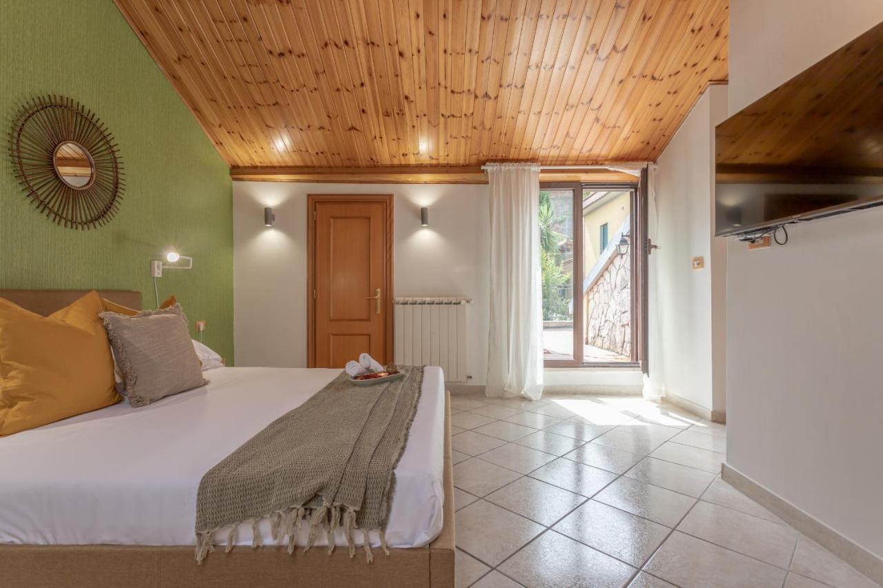 Bbhome Domus Aquae Inside Of Appia Antica Park