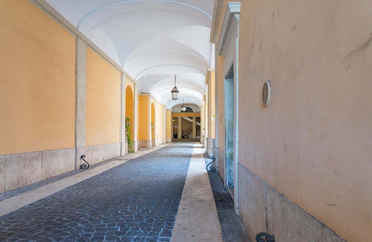 Piazza Venezia Charming & Bright Appartamento *
