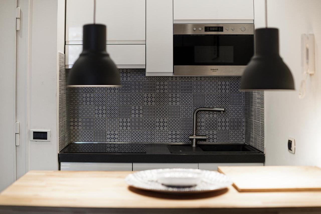 Borghese Flat With Terrace Appartamento Roma
