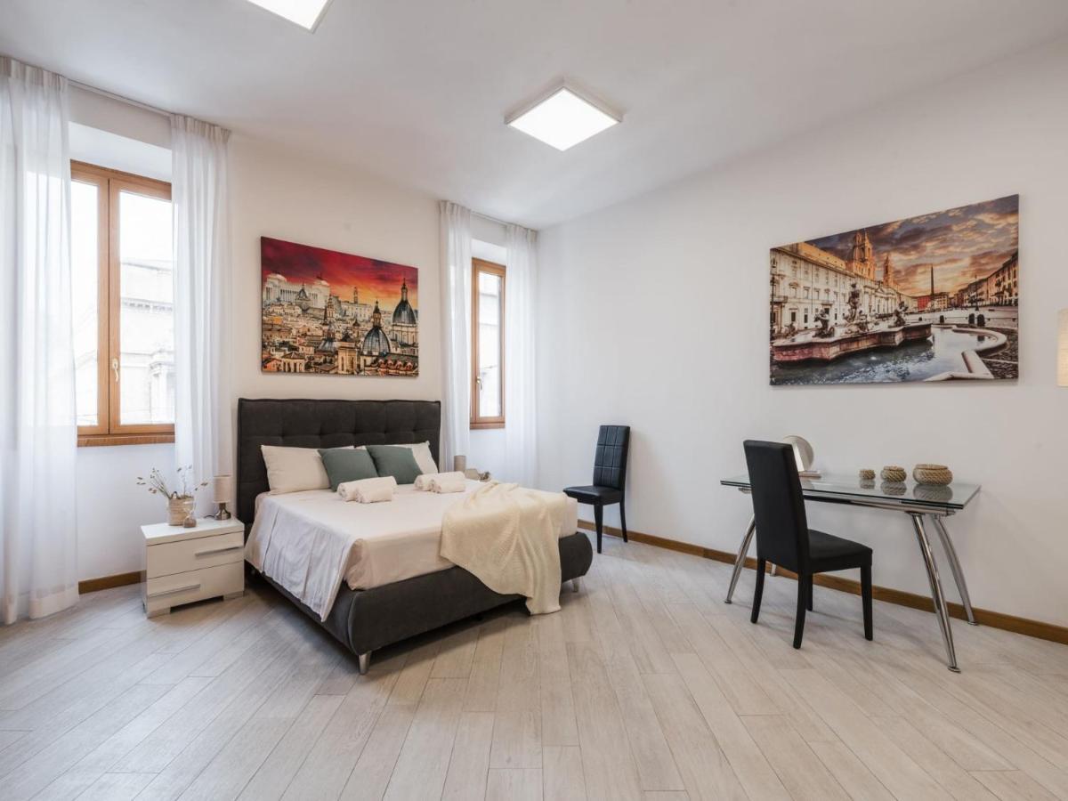 The Best Rent Spacious In Barberini Area Appartement Rome