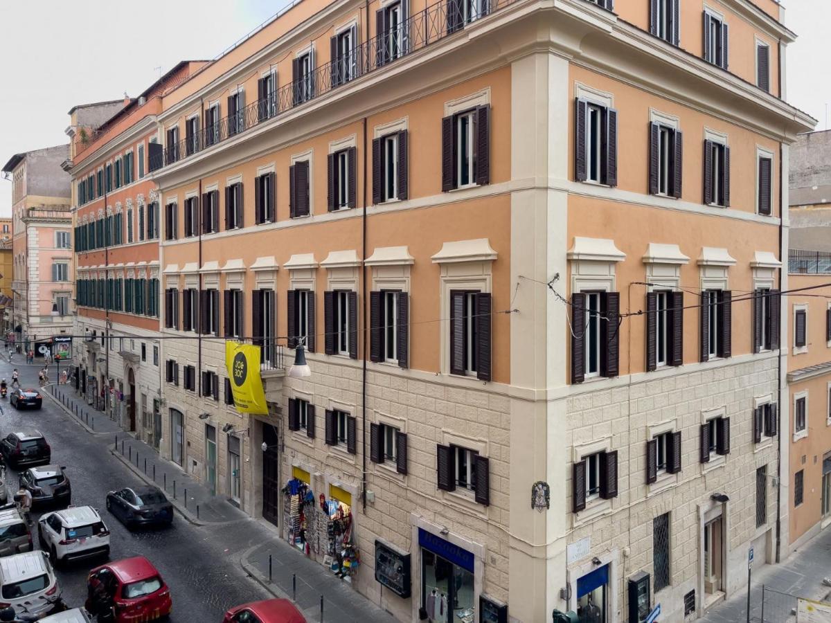 The Best Rent Spacious In Barberini Area Apartment *