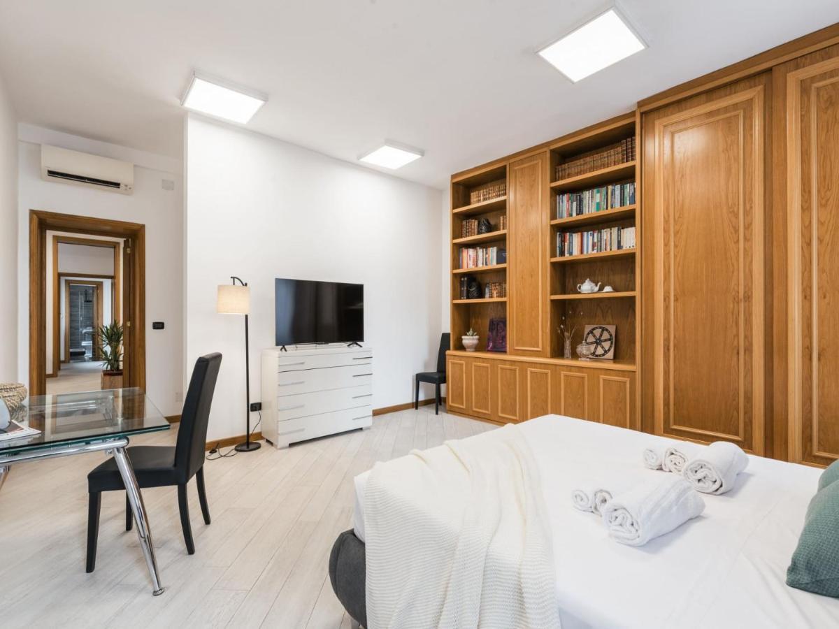 The Best Rent Spacious In Barberini Area * Rome
