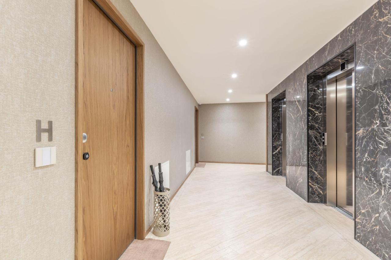 Luxury Trastevere Gym & Rooftop 5h * Rome