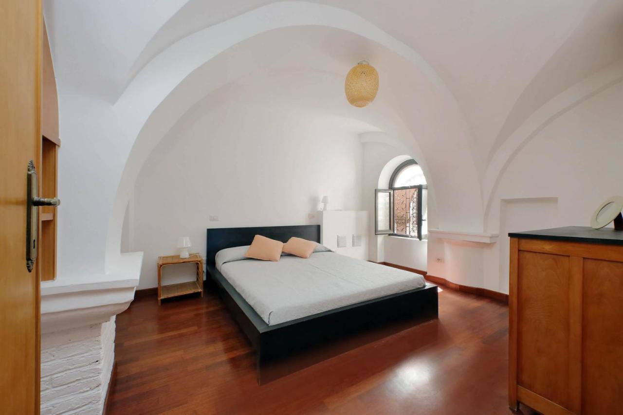 Colosseo Family Capo D'africa Ac/wifi Apartment *