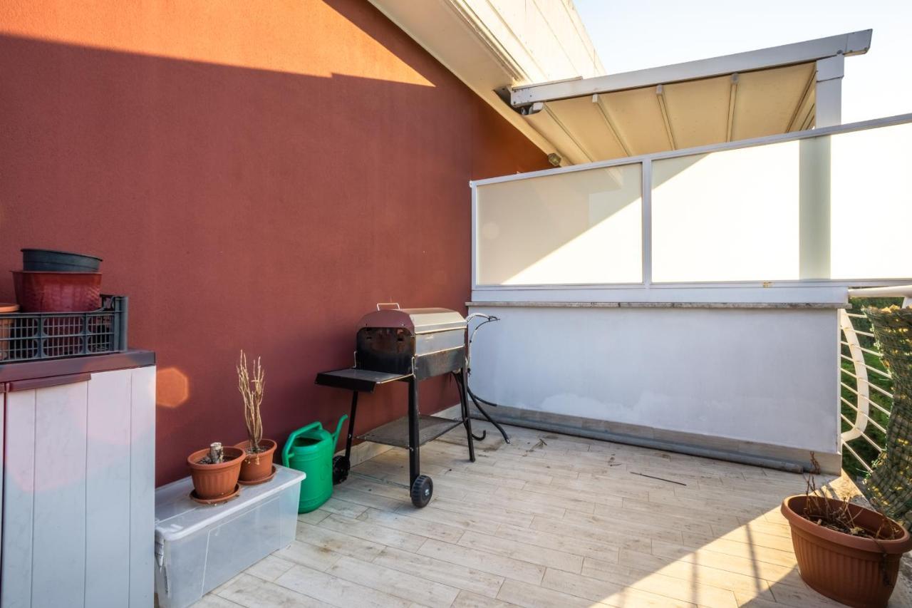 Apartment Urban Retreat -private Parking+terrace *