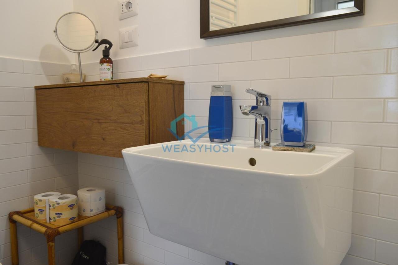 Oasis Of Ample Space And Comfort Apartment *