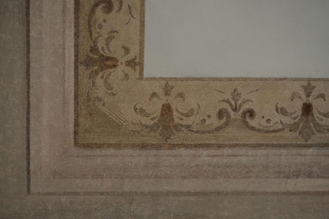 Vittorio Emanuele Elegant