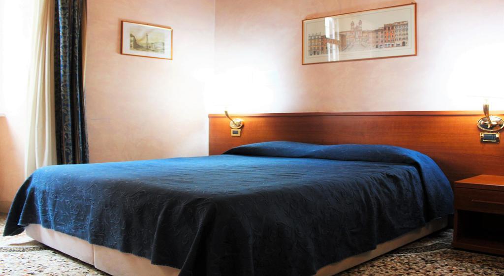 Rome Accommodation 2*
