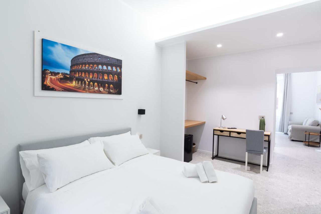 White And Hotel *