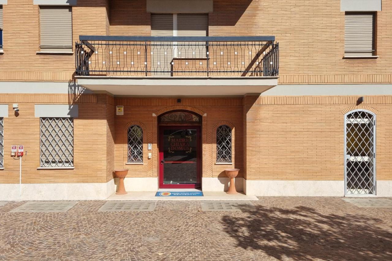 Palazzo Sant'antonio * Roma