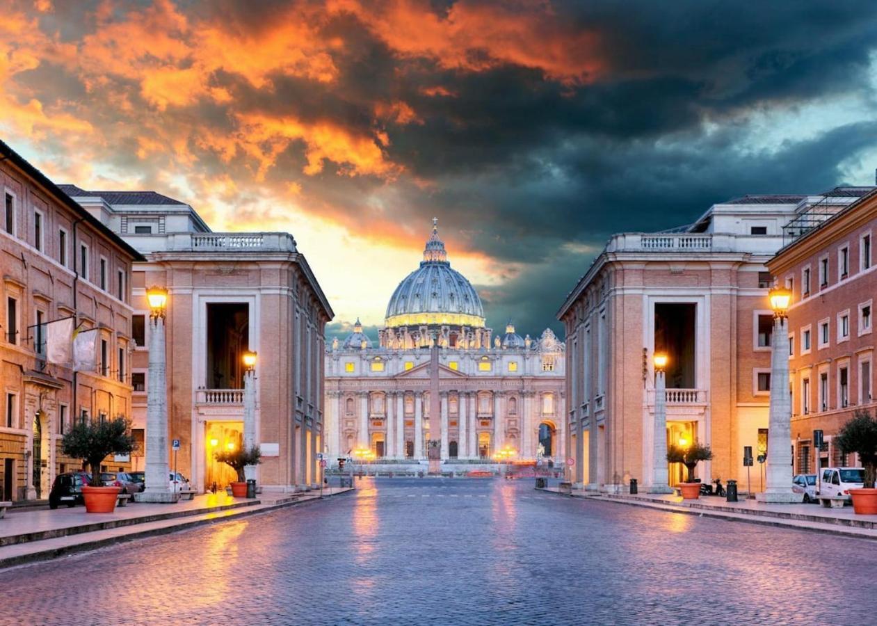 Sacra Mysteria Vatican *