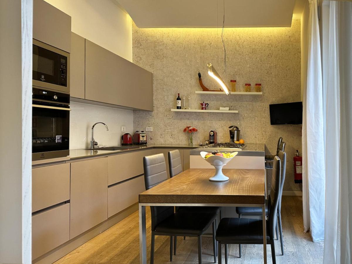Arcasuite Tritone Luxury Appartement