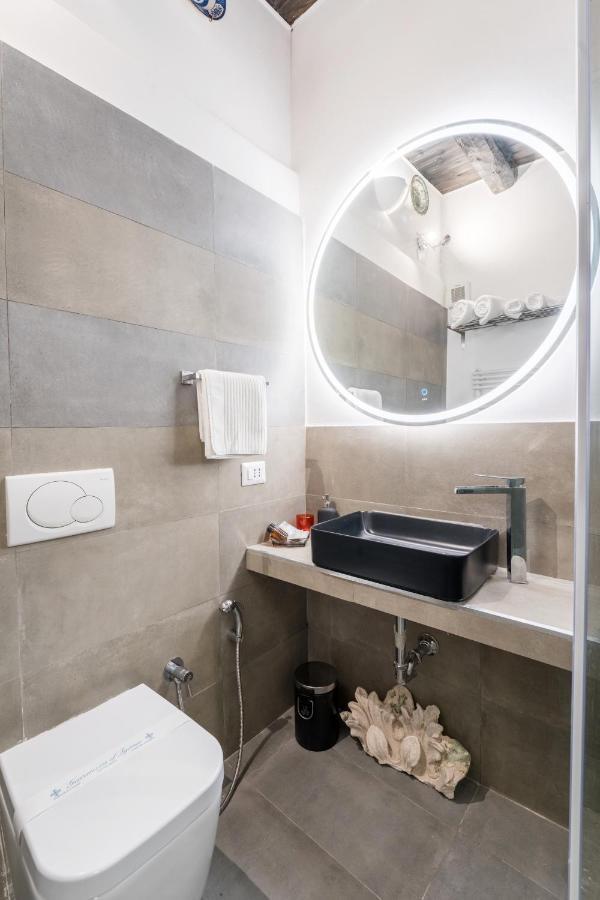 Apartment Intimo Ed Eclettico A Trastevere *