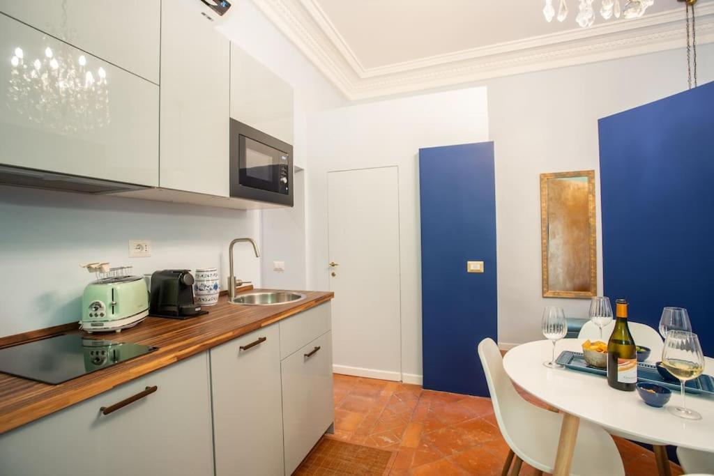 Apartment Pgrhome Colosseo 11 Blu *