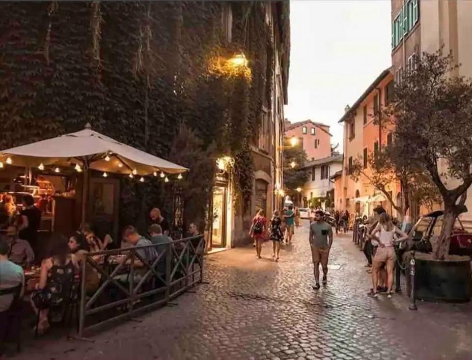 Intimo Ed Eclettico A Trastevere Rome