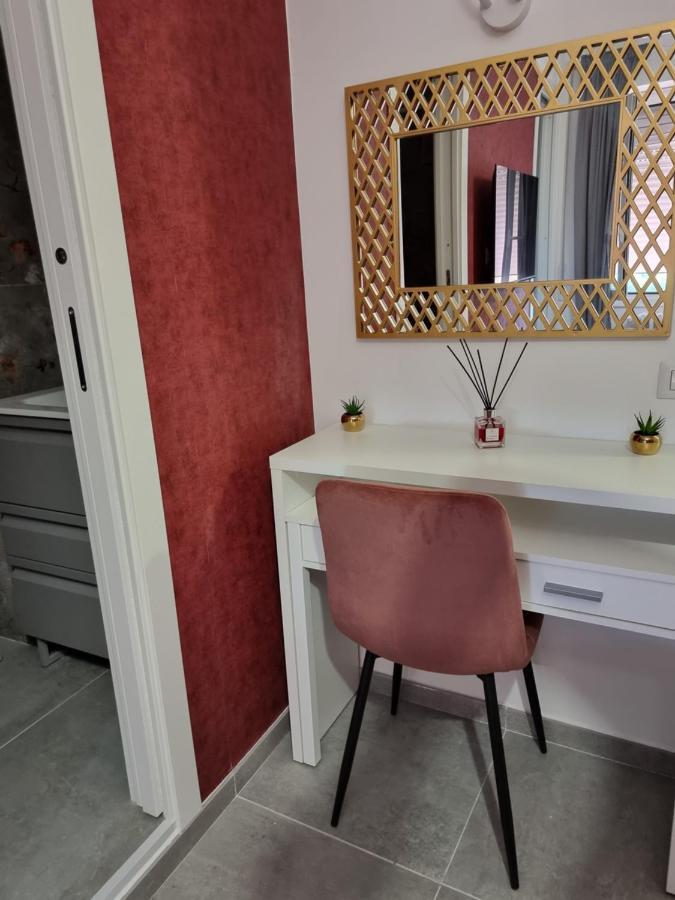 Juno Apartment