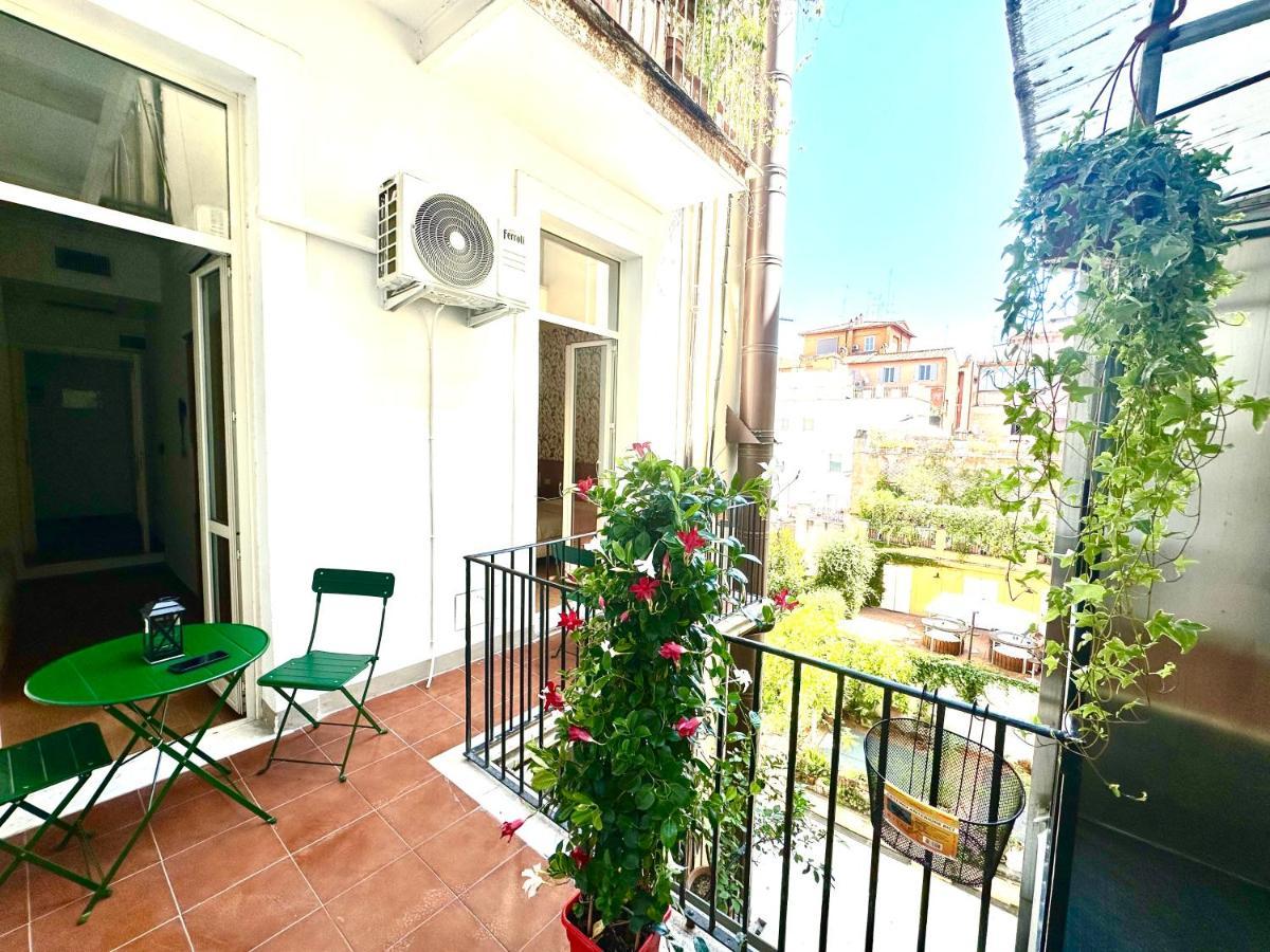 Couette-café Trevi Romantic Alcova Rome
