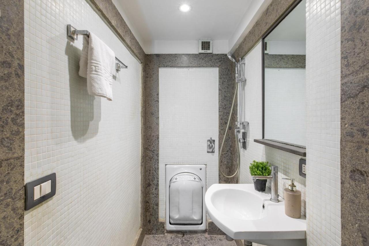Santa Cecilia Loft Apartment Rome