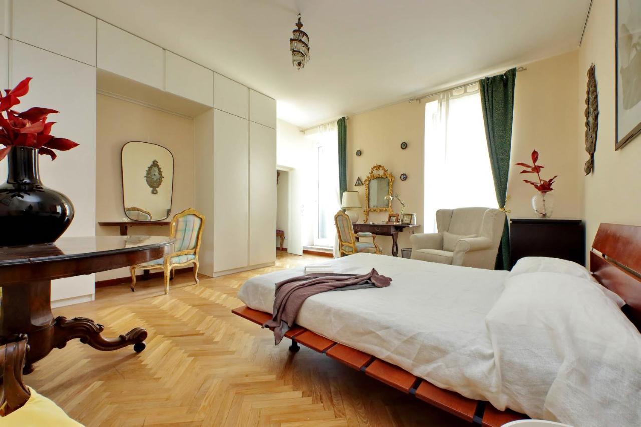 Apartment On The Steps