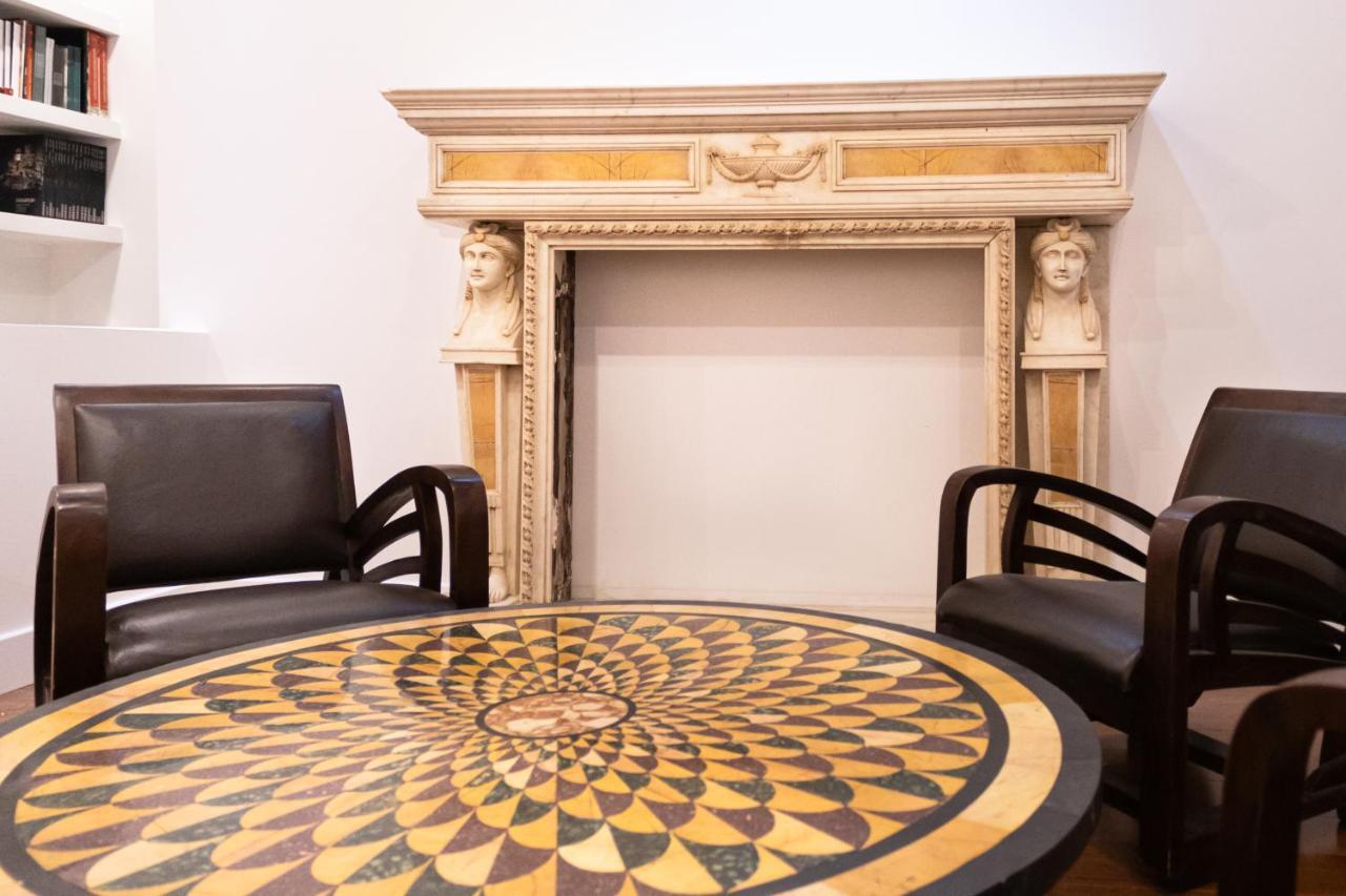 Apartment Charme & Chic San Giacomo Rome