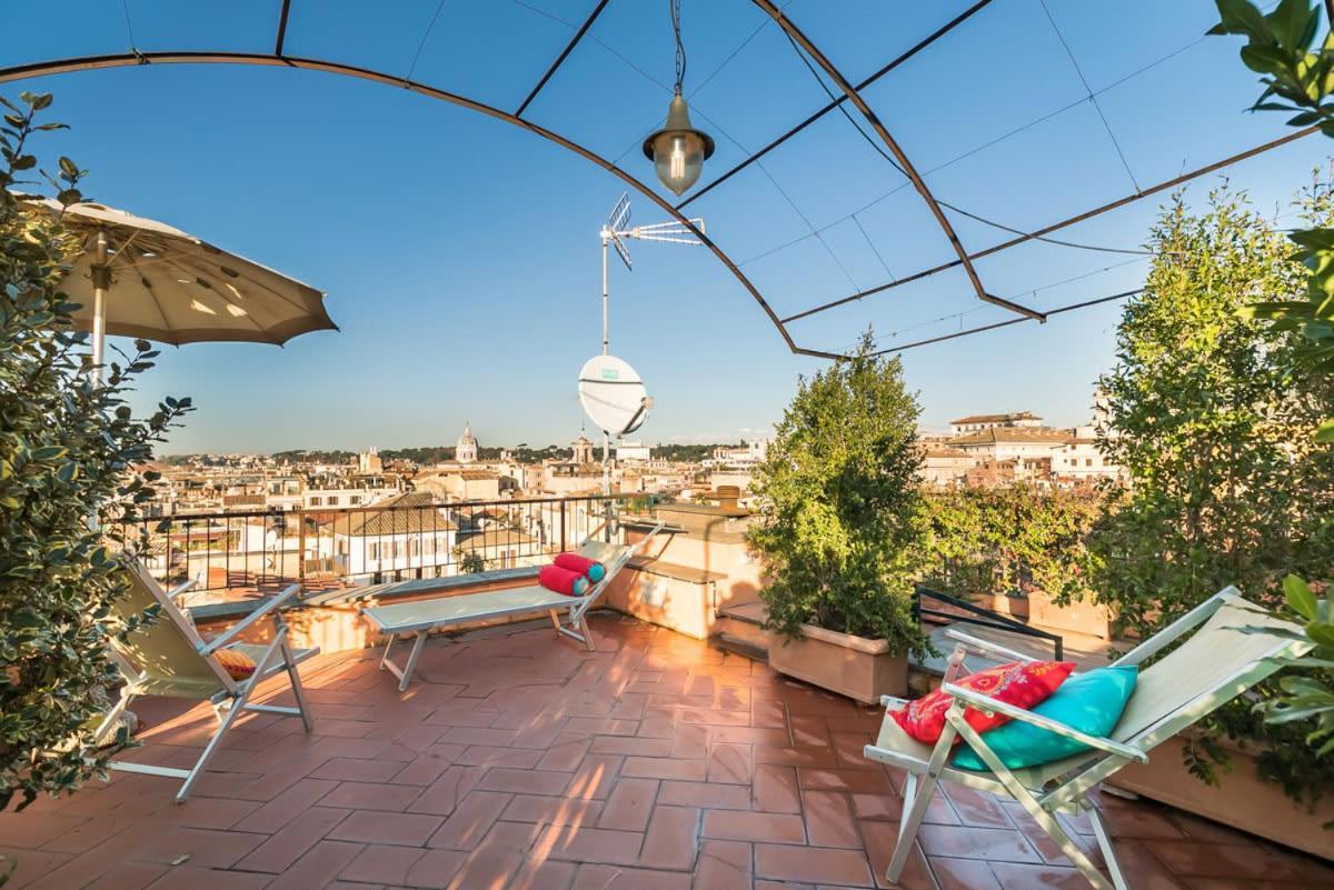 Pantheon Large Terrace Penthouse Apartment *