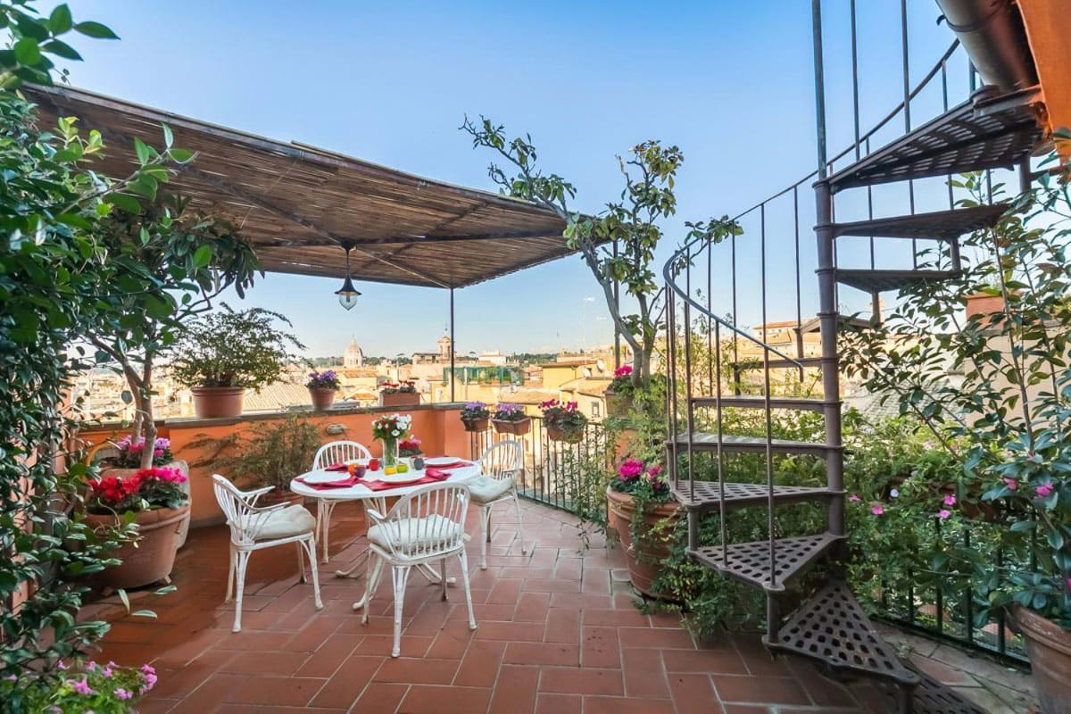 Apartment Pantheon Large Terrace Penthouse Rome