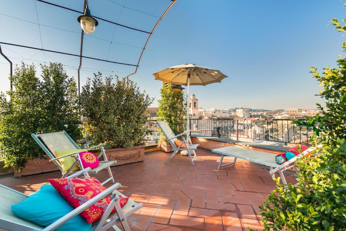 Pantheon Large Terrace Penthouse Rome