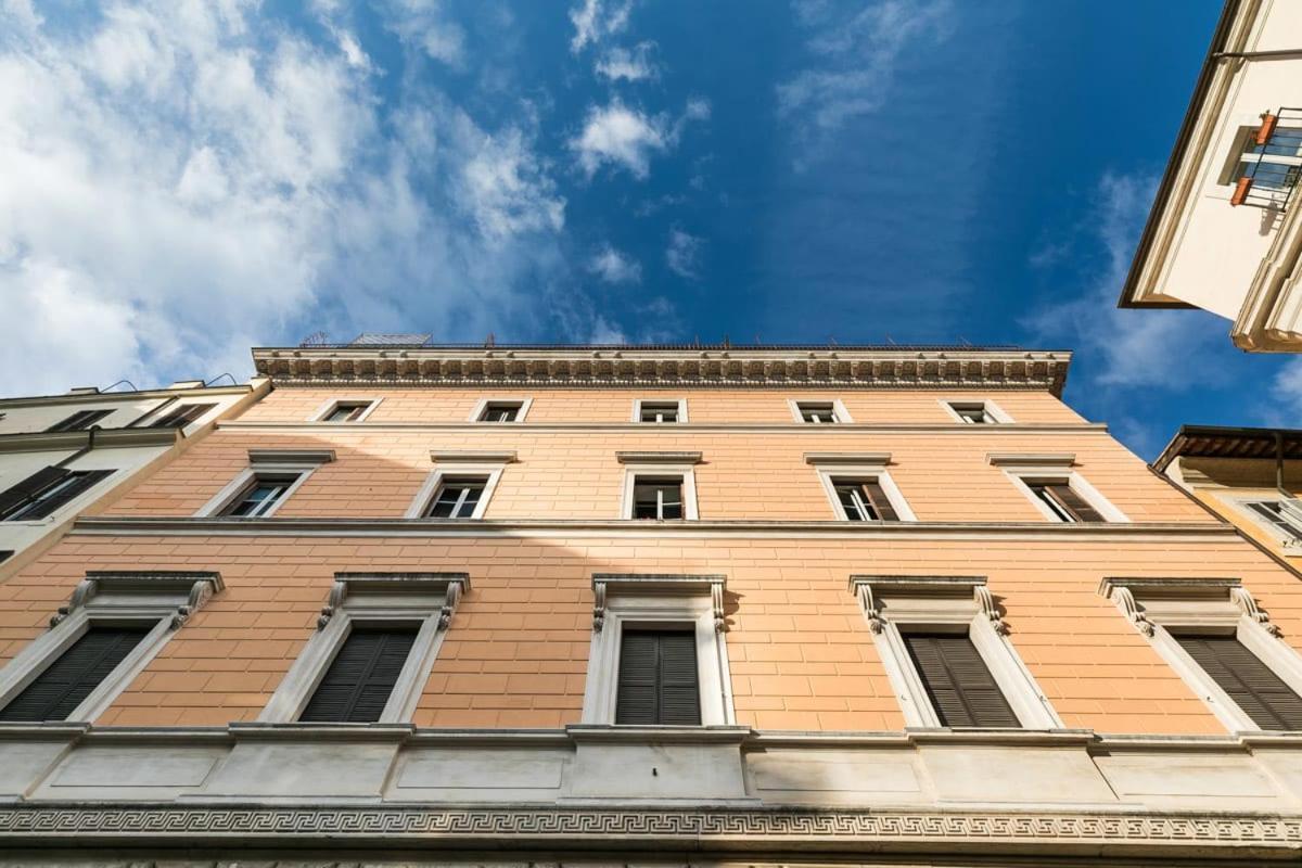 Apartment Pantheon Large Terrace Penthouse Rome
