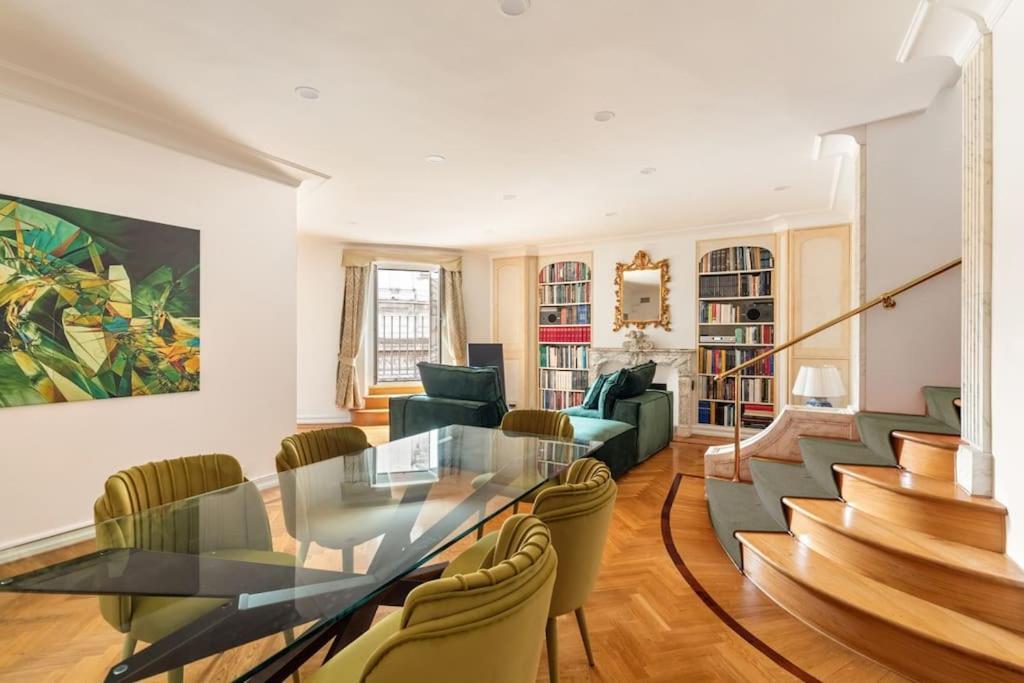 Casa Colonna, A Burghesius Home Apartment Rome
