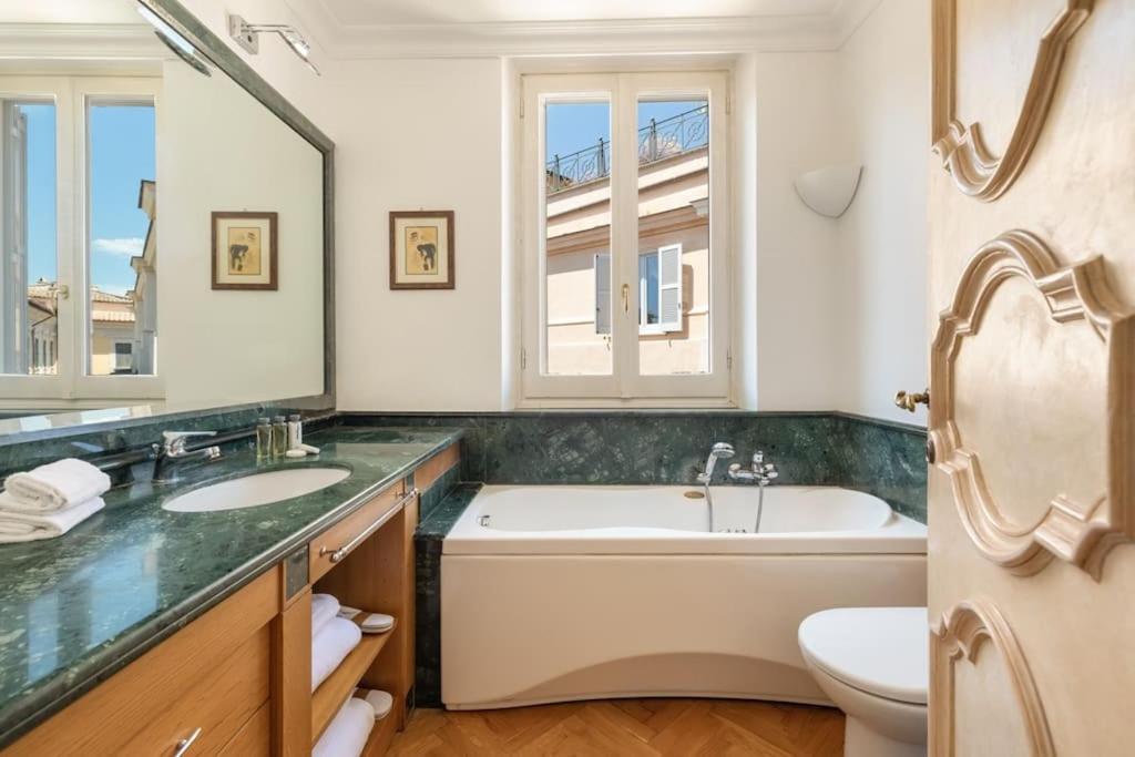 Apartment Casa Colonna, A Burghesius Home *