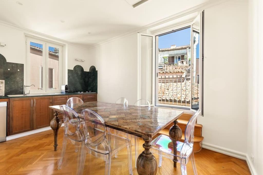 Apartment Casa Colonna, A Burghesius Home Rome