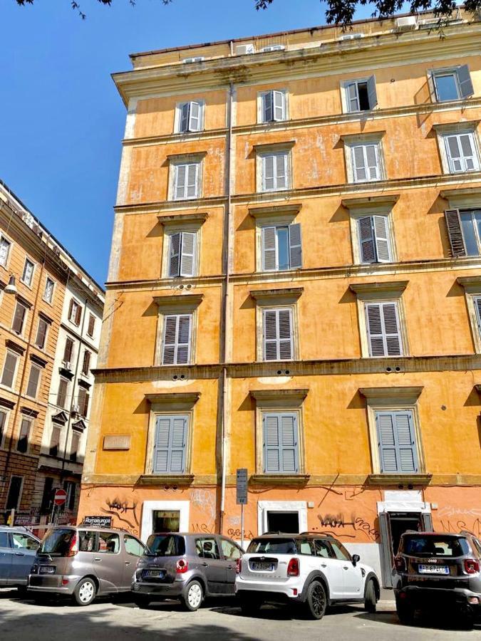 Upi-up Staying * Rome