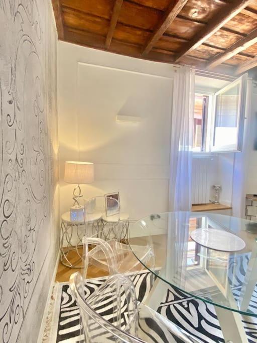 Apartment Romanlux *