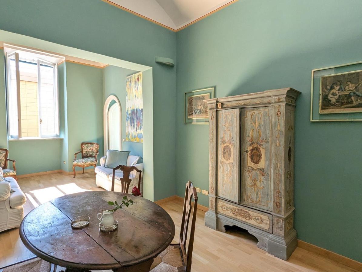 Apartment Spanish Steps Enchanting