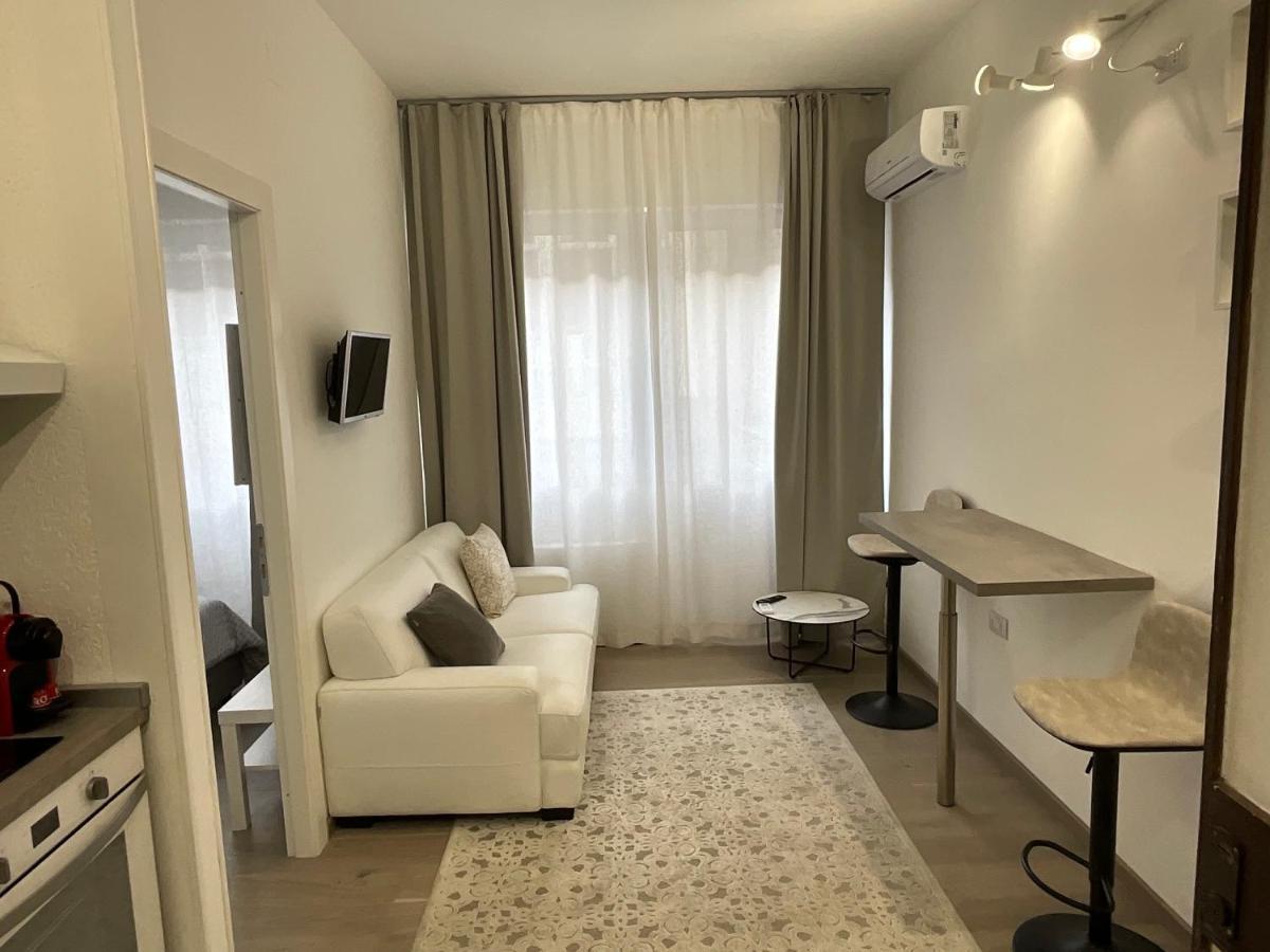 Bilocale San Giovanni Design Apartament *