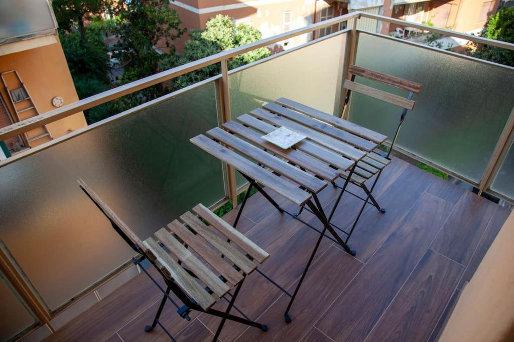 Modern And Stylish Flat Next To Metro Roma