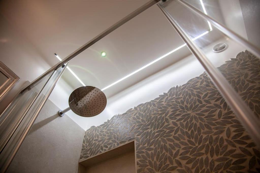Modern And Stylish Flat Next To Metro Appartement *