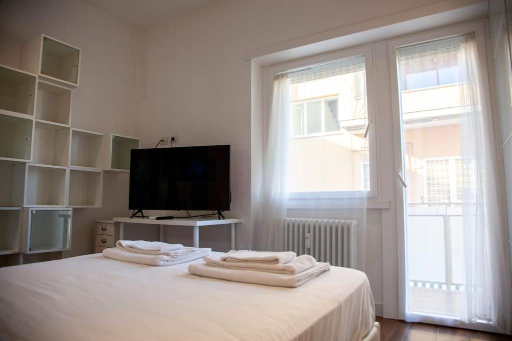 Modern And Stylish Flat Next To Metro Apartamento *