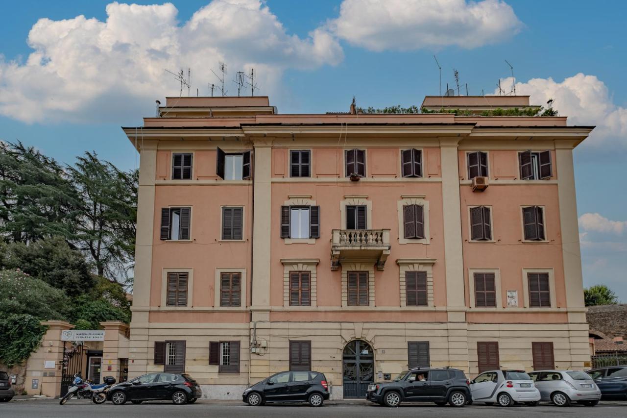 Apartment Vatican Garden Home Rome