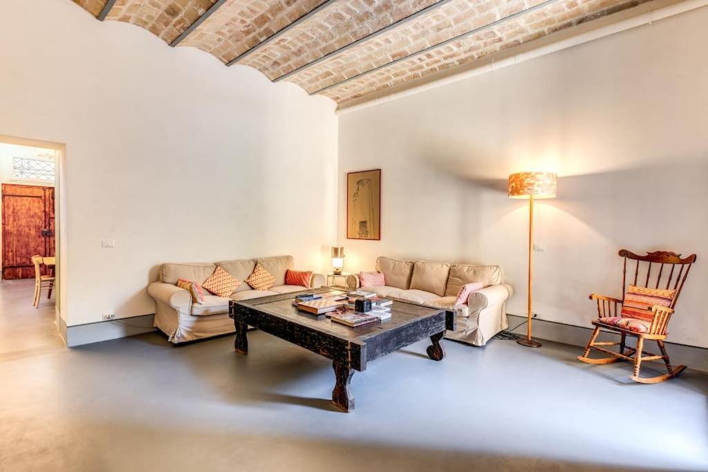 Trastevere 2 Bdr Orto Botanico With Private Patio Apartment Rome