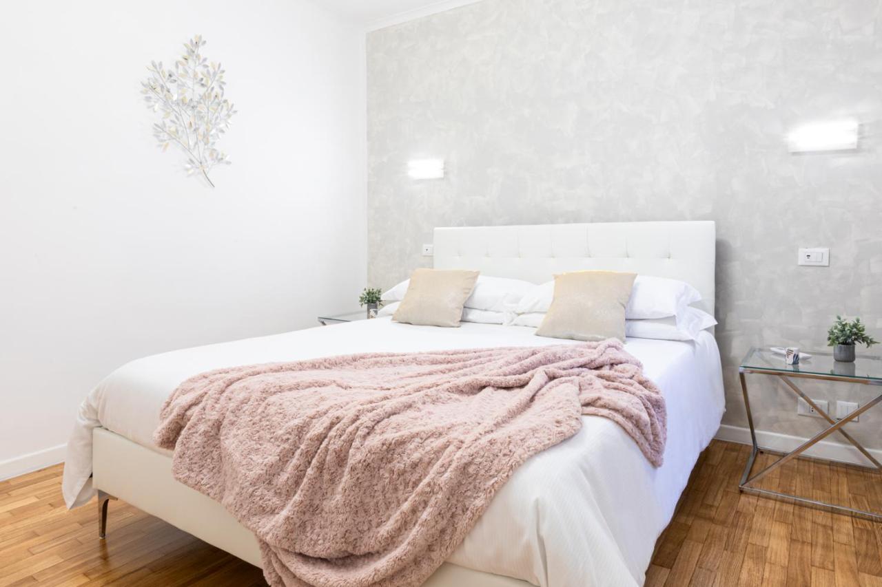 Mosaic Trastevere Silver - Collection