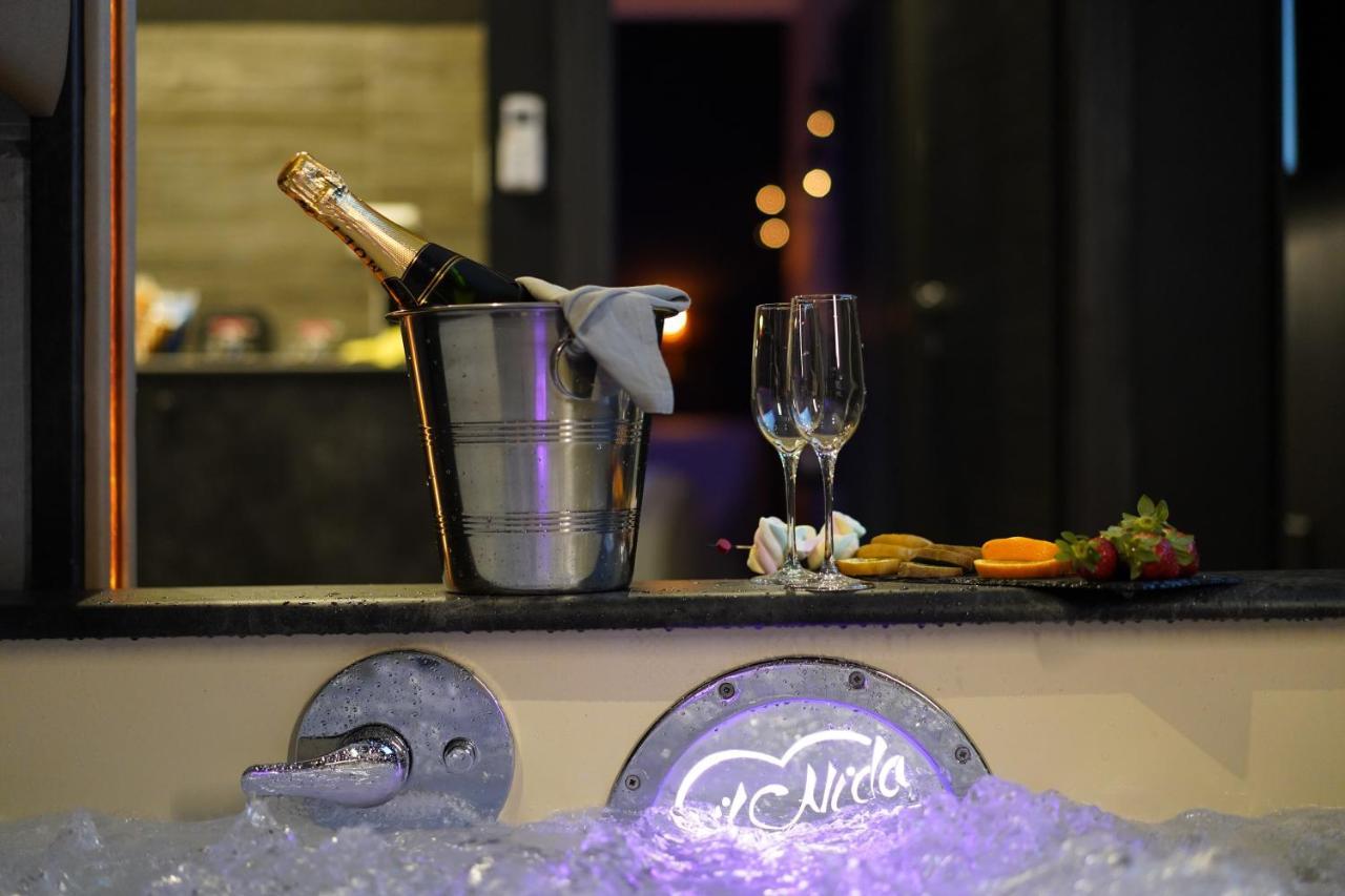 Bed & Breakfast Toma - Il Nido D'amore 5*