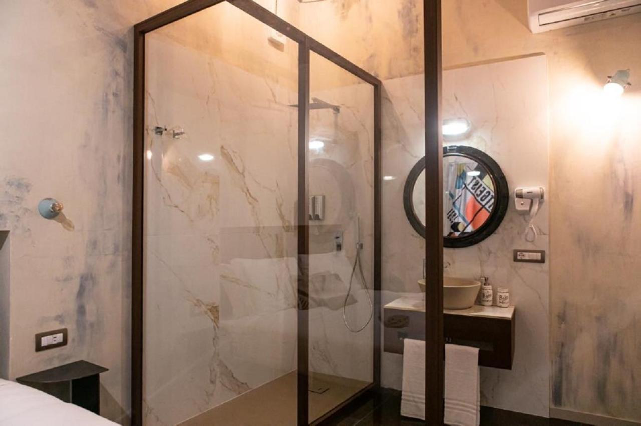 Bhr Cavour 150 Roma