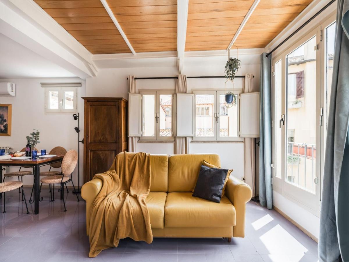 Appartamento The Rent - Two-bedroom With Terrace Near Trevi Fountain