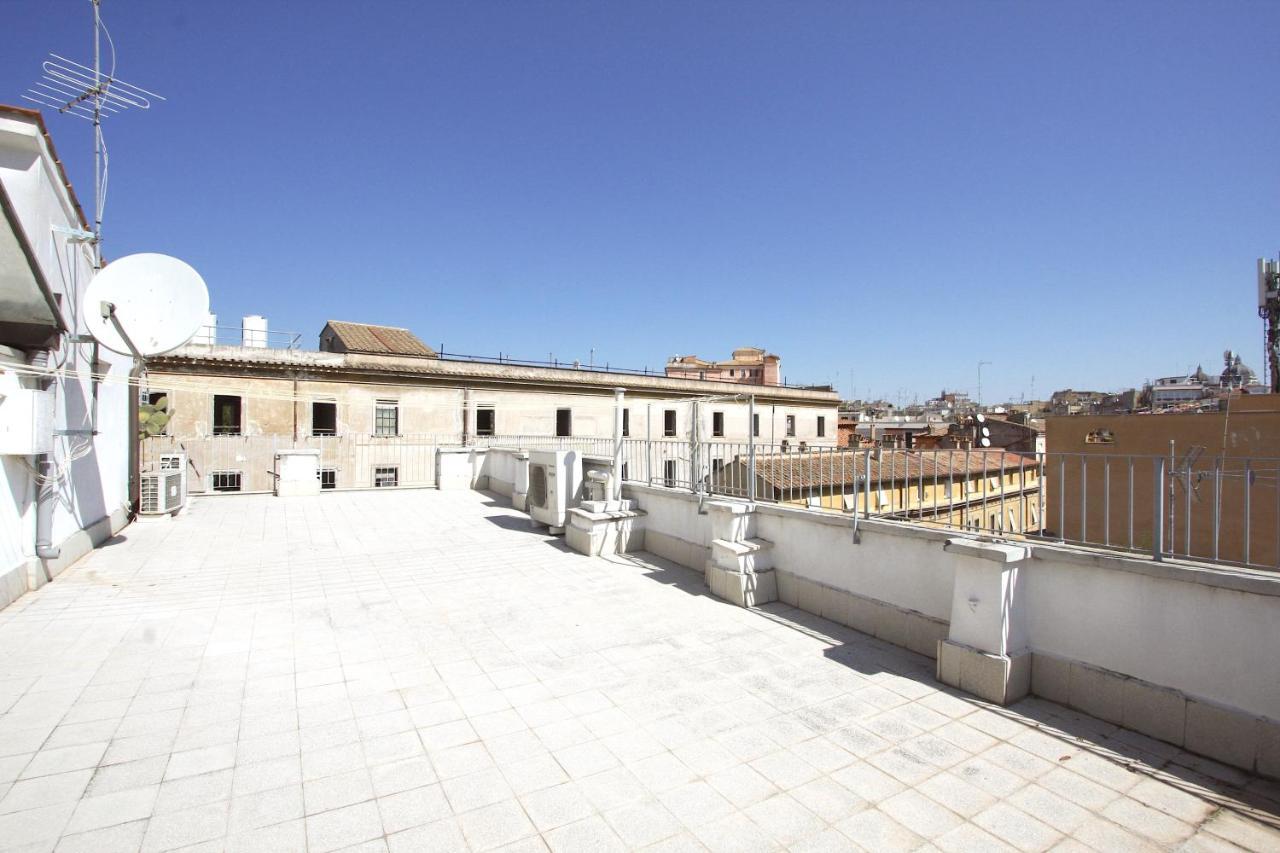 Aparthotel Monti House *